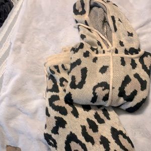 Vici leopard print sweat set